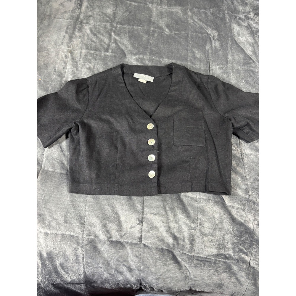 Carol Anderson California Vintage‎ Black Cropped Short Sleeve Button Top Size 8